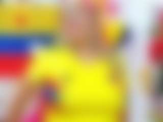 Live cam show with Celeste Lincon - Squirt on livesuperchat.net