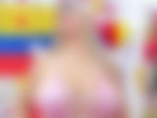Live cam show with Celeste Lincon - Blowjob Mature on Nude Live Now