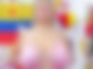 Live cam show with Celeste Lincon - Flashing on hotwifechat.live