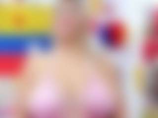 Live cam show with Celeste Lincon - Big Tits MILF on makecum.org