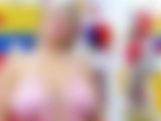Live cam show with Celeste Lincon - Camel Toe on Camsoda