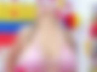 Live cam show with Celeste Lincon - HD on Camsoda