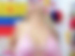 Live cam show with Celeste Lincon - Brown Eyes Blonde Hair on live18s.com