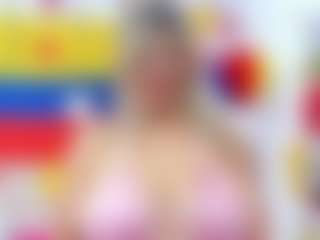 Live cam show with Celeste Lincon - Show on Camsoda