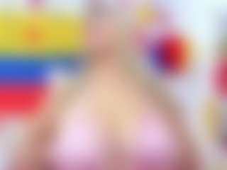 Live cam show with Celeste Lincon - Dirty on Milfs Live