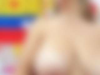 Live cam show with Celeste Lincon - Granny Lovense on Free Soda