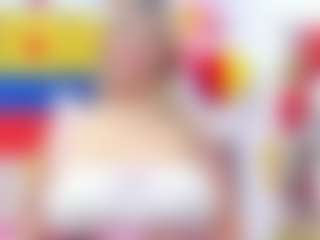 Live cam show with Celeste Lincon - Striptease MILF on Camming Site
