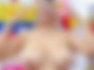 Live cam show with Celeste Lincon - Latina MILF on numayanayam.club | colombia