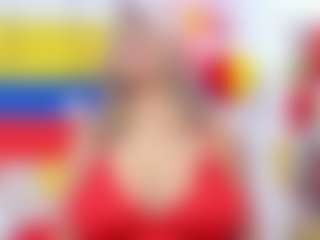Live cam show with Celeste Lincon - Spy Granny on CamClone