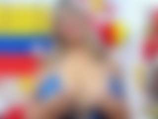 Celeste Lincon MILF webcam performer live streaming