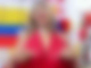 Celeste Lincon MILF webcam performer live streaming