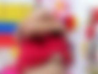 Live cam show with Celeste Lincon - Squirt Mature on Free Soda