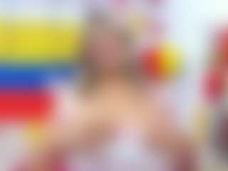 Celeste Lincon MILF webcam performer live streaming