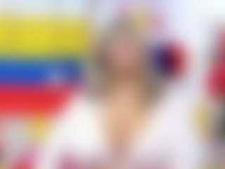 Live cam show with Celeste Lincon - Granny Dildo on TeamSkeetLive