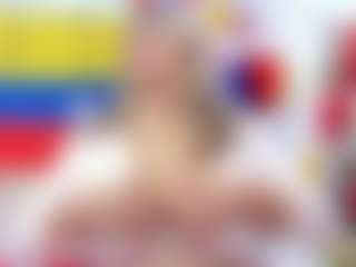 Live cam show with Celeste Lincon - Trimmed Ebony on thefappeningchat.com