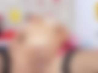 Celeste Lincon's Live Sex Cam Show