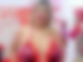 Live cam show with Celeste Lincon - Squirt Mature on LiveSexCams6