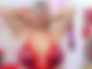 Live cam show with Celeste Lincon - Double Penetration on AdultVida.com