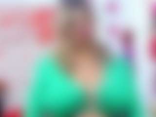 Live cam show with Celeste Lincon - Granny Big Tits on Camsoda