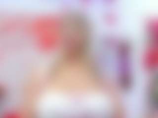 Live cam show with Celeste Lincon - Granny Blonde Hair on nudelive.tv