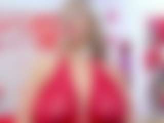 Live cam show with Celeste Lincon - Middle Aged on Chatstar
