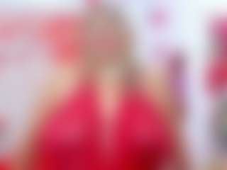 Live cam show with Celeste Lincon - Spy Granny on Camming Site
