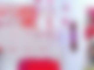 Celeste Lincon MILF webcam performer live streaming