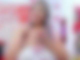 Live cam show with Celeste Lincon - Moaning on madthumbs