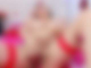 Live cam show with Celeste Lincon - Tattoos Granny on Uber Horny