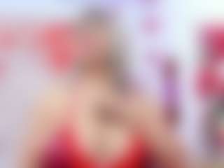 Live cam show with Celeste Lincon - Blonde Hair Middle Aged on Camsoda