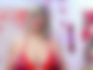 Live cam show with Celeste Lincon - Blonde Hair Middle Aged on Camsoda