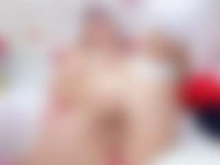 Live cam show with Celeste Lincon - Blonde Hair Anal on CamSextacy