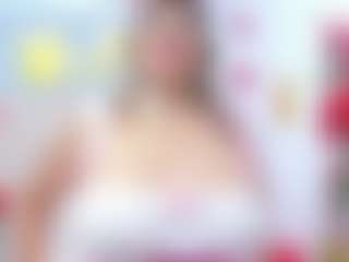 Live cam show with Celeste Lincon - Body Massage on Camsoda