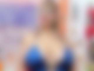 Live cam show with Celeste Lincon - Normal on Camsoda