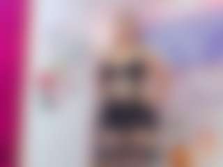 Live cam show with Celeste Lincon - Granny Big Ass on Dolls Live
