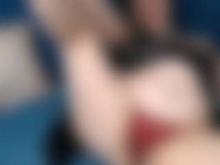 Dragonfly72's Live Sex Cam Show