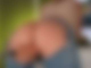 Live cam show with PerfecttWet - Blonde Hair on CamClone