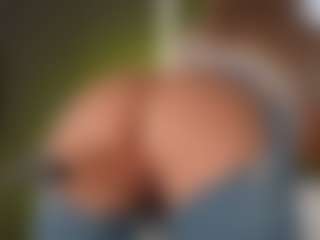 Live cam show with PerfecttWet - Fingers on liverealitysex.com