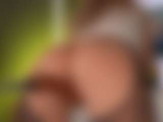 Live cam show with PerfecttWet - Average on crypto-cams