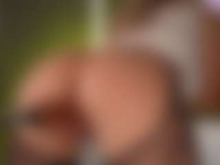 Live cam show with PerfecttWet - Green Eyes on Strip Flash - Live Sex Shows