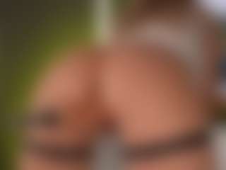 Live cam show with PerfecttWet - Average on CamwithHer