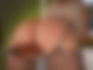 Live cam show with PerfecttWet - Bedroom on madthumbs