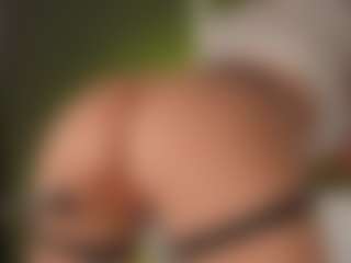 Live cam show with PerfecttWet - Blonde Hair Shaved Pussy on Dare Cams