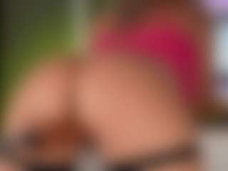 Live cam show with PerfecttWet - Green Eyes on Streamer API