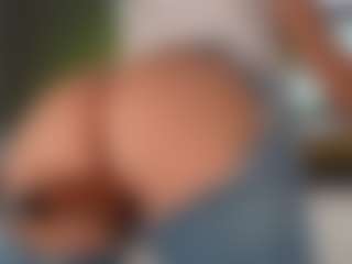 Live cam show with PerfecttWet - Small Ass on Camsoda