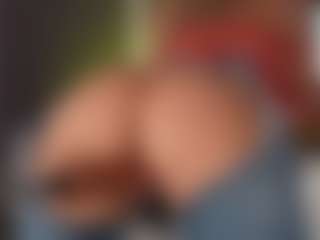 Live cam show with PerfecttWet - Average on PervPlay.com