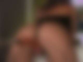 Live cam show with PerfecttWet - Average on madthumbs