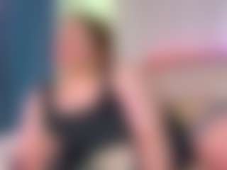 Live cam show with Ruby - Smoking on parknlotfishbdy