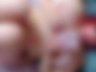 Live cam show with annejulienne - Dildo on CamSextacy | colombia