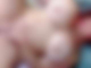 annejulienne MILF webcam performer live streaming